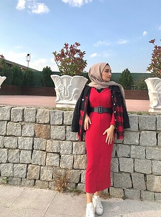 #kırmızıelbise