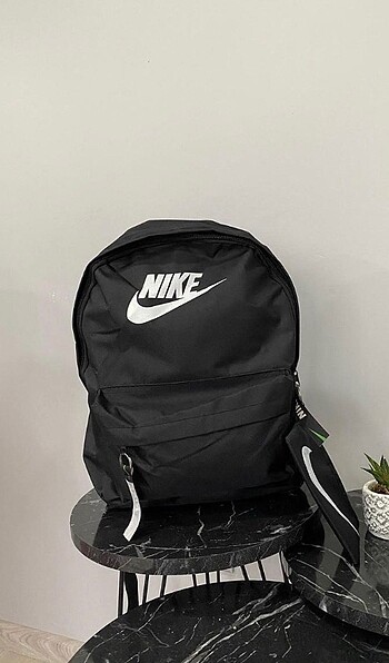 Nike spor&okul çantası cüzdan hediyeli