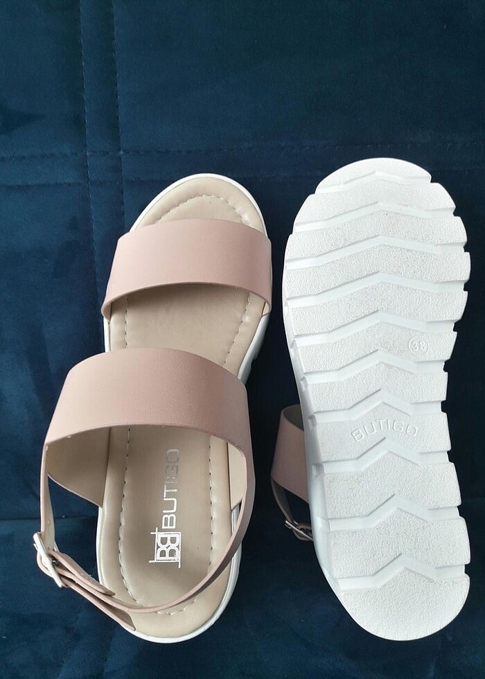 Dolgu topuklu ayakkabı - Görsel 3