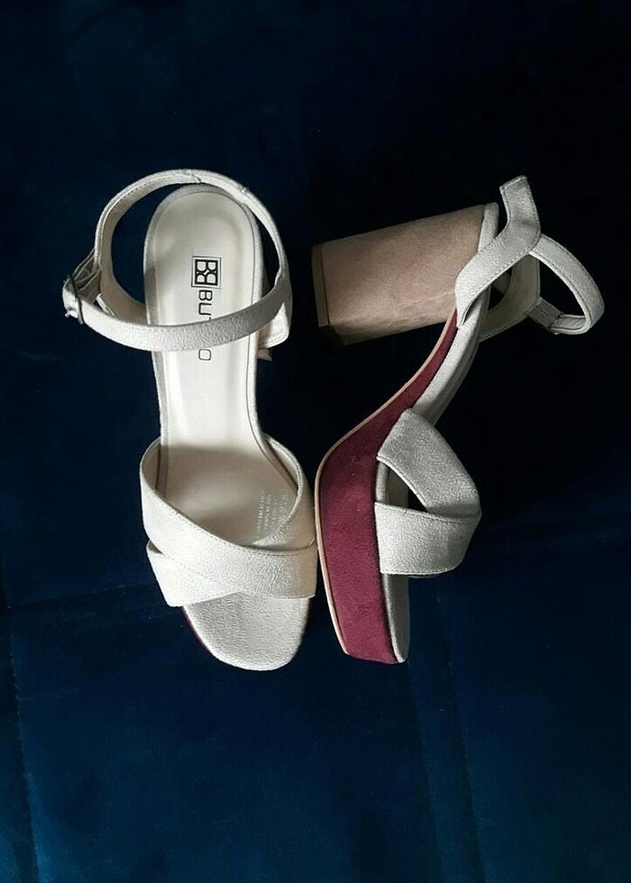 Topuklu ayakkabı - Görsel 2