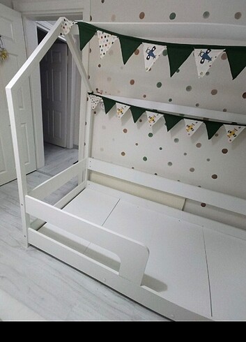 Diğer Montessori Çatılı Yatak