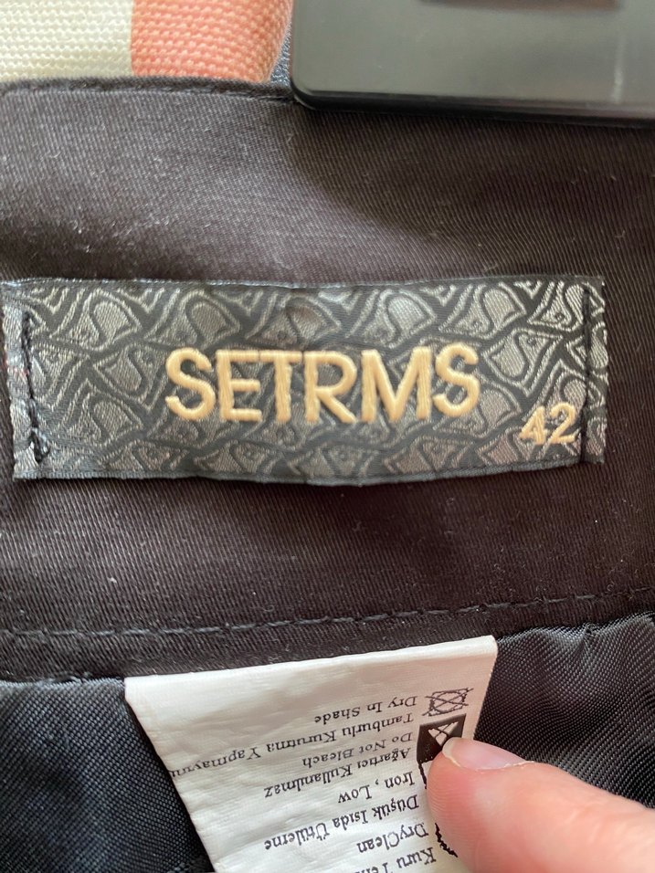 Setrms Koyu Siyah kumaş etek (yeni hiç giyilmedi ) - Görsel 3