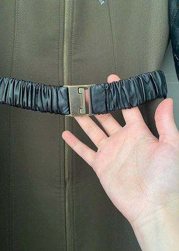 Setrms ürünü Fermuarlı haki yeşil renk  Deri detaylı kaban - Görsel 2