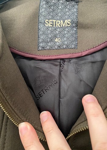 Setrms ürünü Fermuarlı haki yeşil renk  Deri detaylı kaban - Görsel 3