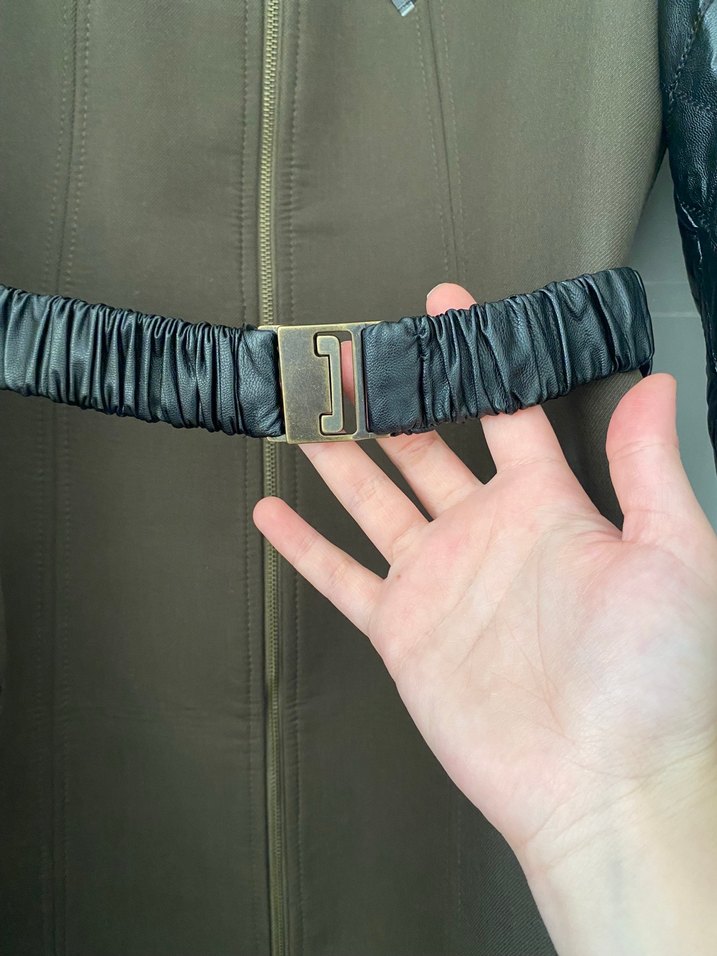 Setrms ürünü Fermuarlı haki yeşil renk  Deri detaylı kaban - Görsel 2