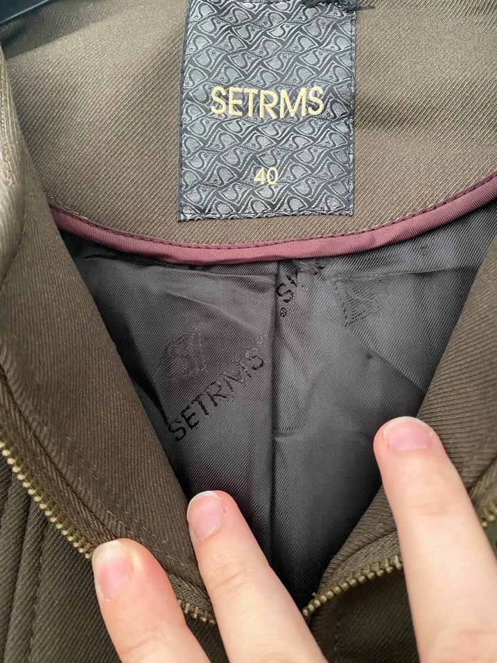 Setrms ürünü Fermuarlı haki yeşil renk  Deri detaylı kaban - Görsel 3