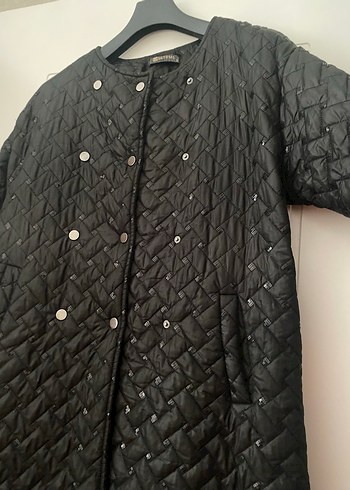 Setrms marka Siyah Düğmeli Pul işlemeli Şık Kapitone Mont - Görsel 4