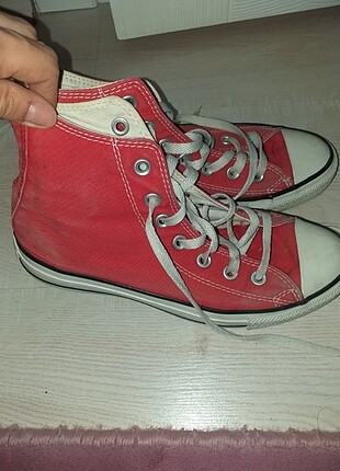 37,5 Beden kırmızı Renk Converse