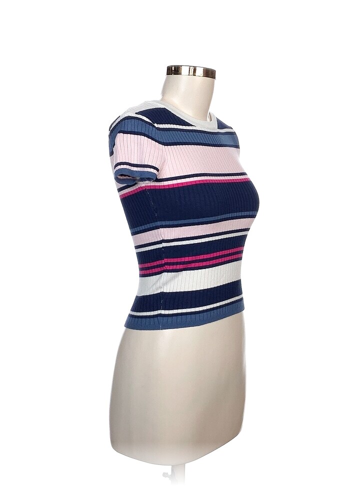 H&M Bluz %70 İndirimli. - Görsel 2