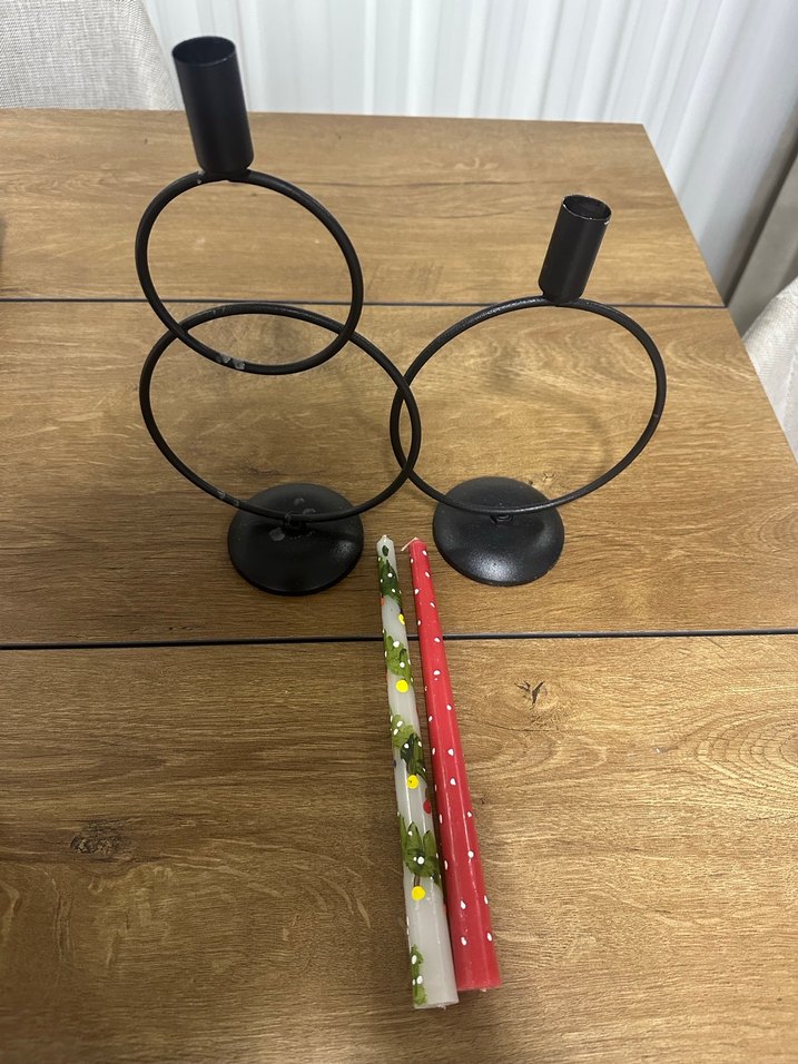 Siyah Metal Yuvarlak Mumluk ve Dekoratif Mumlar - Görsel 2