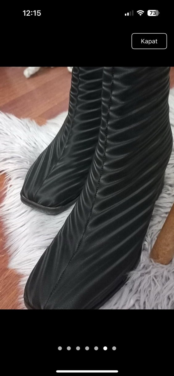 Kadın Siyah Çizgili Pilili Topuklu Bot - Görsel 2