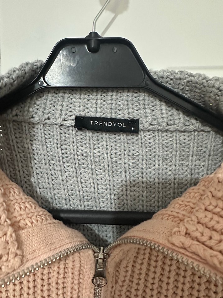 Gri Örgü Kadın Kazak - TRENDYOL - Görsel 2