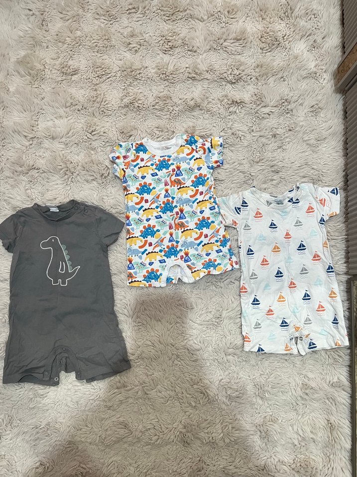 Gri Desenli Kısa Kollu Erkek Bebek Tulum - Görsel 2