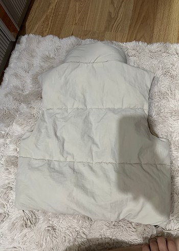 Kürk Detaylı Beyaz Kolsuz Yelek - Görsel 2