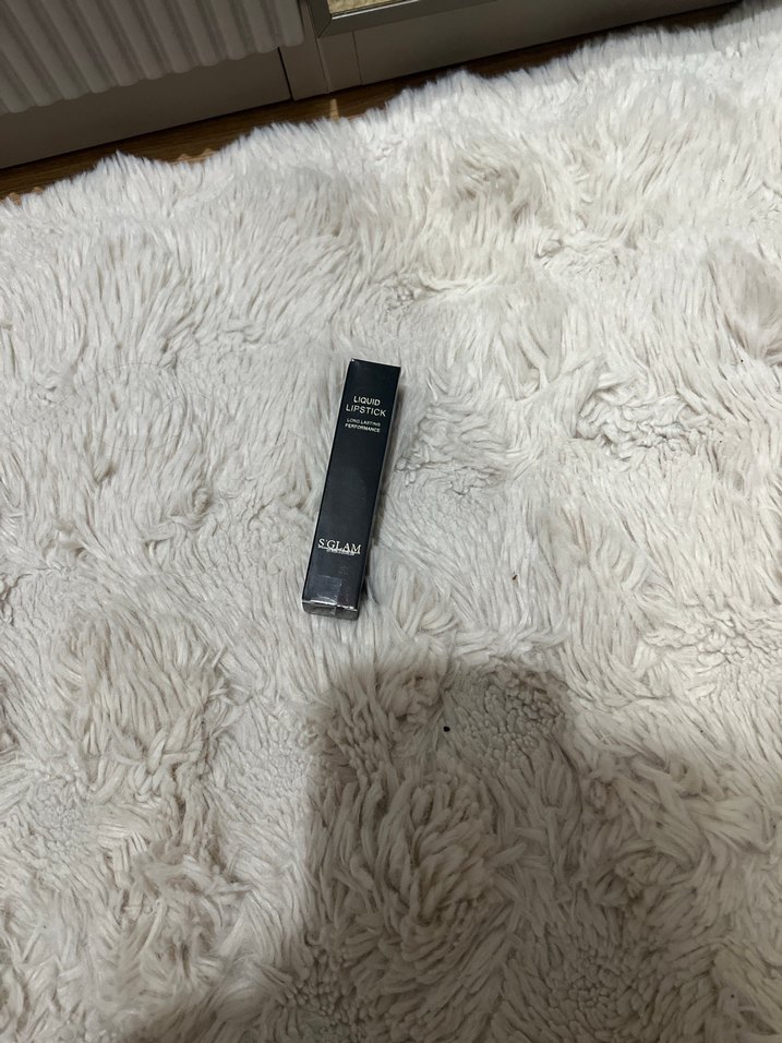 Siyah Sıvı Ruj - Görsel 2