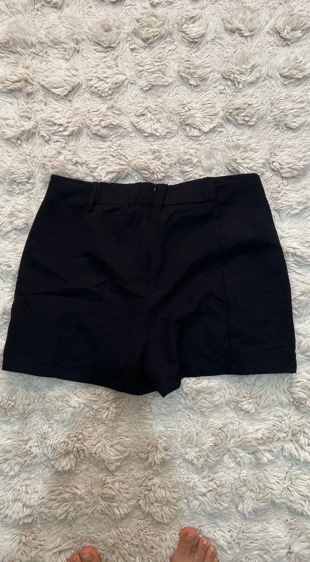 Siyah Kadın Mini Etek, Kürk Detaylı, Saten - Görsel 4