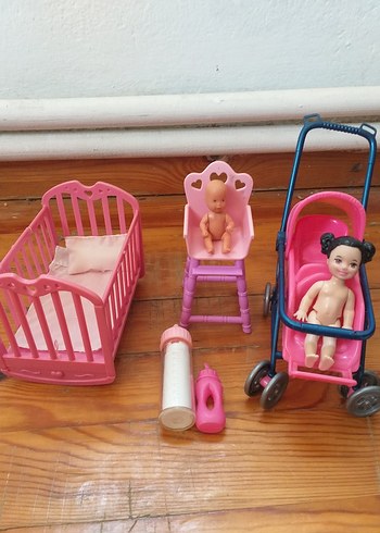 barbie bebek seti