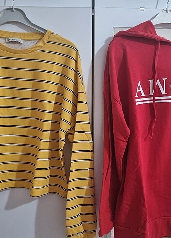 m Beden kırmızı Renk Sweatshirtler