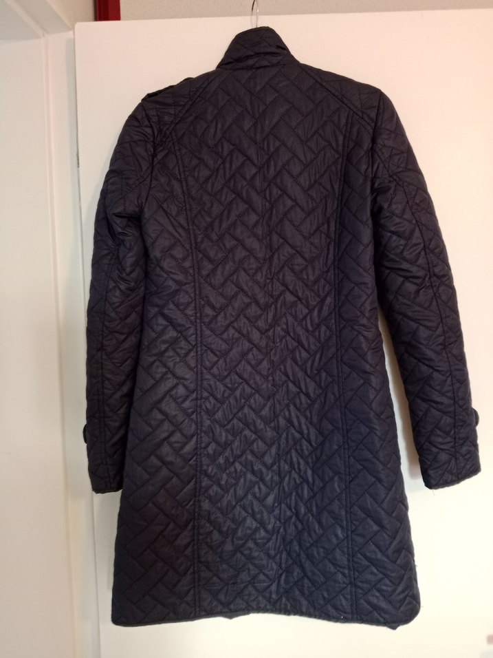 Düğmeli Siyah Midi Kadın Mont - Görsel 3