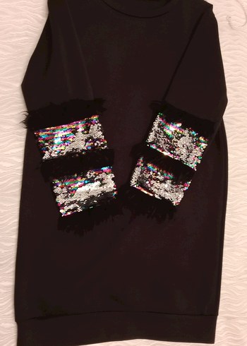 Siyah Kürklü Kadın Uzun Kollu Tunik - Görsel 4