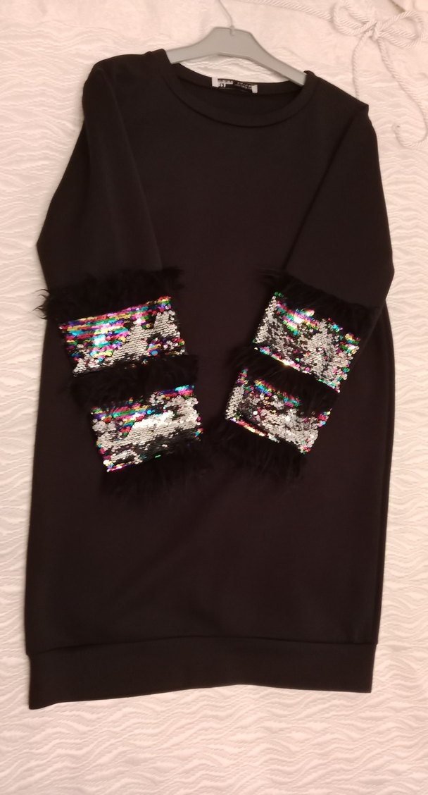 Siyah Kürklü Kadın Uzun Kollu Tunik - Görsel 4