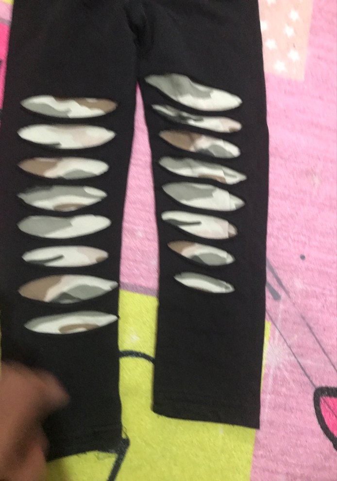 Siyah Rock Punk Yırtık Detaylı Kadın Tayt - Görsel 3