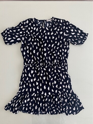 Stradivarius mini elbise