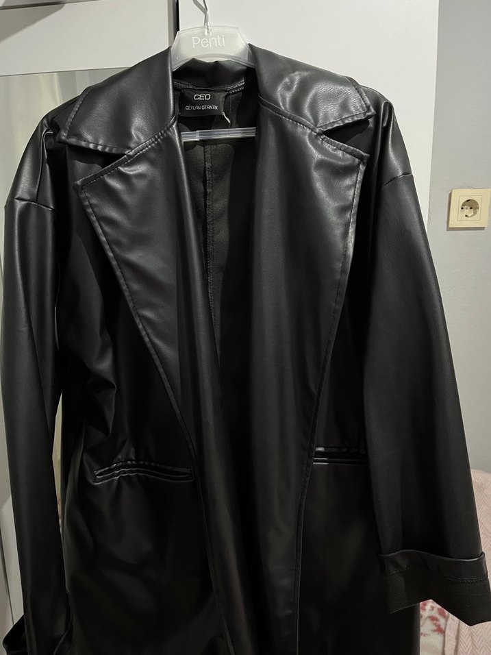 Siyah Deri Kemerli Midi Ceket - Görsel 3