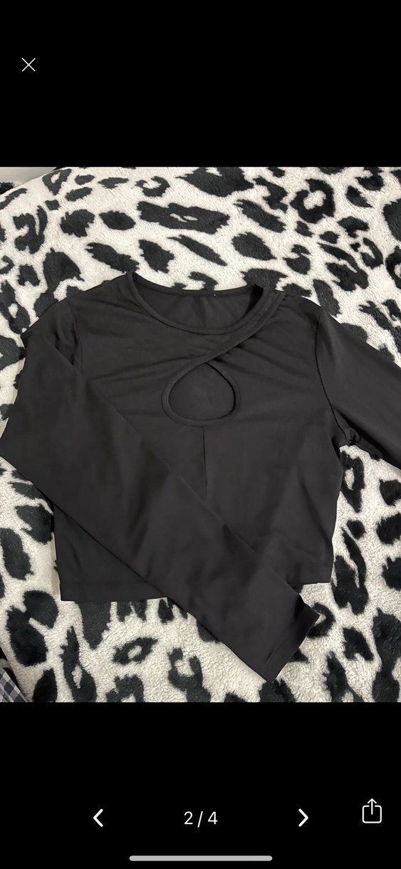 Dekolteli Siyah Crop Top - Görsel 2