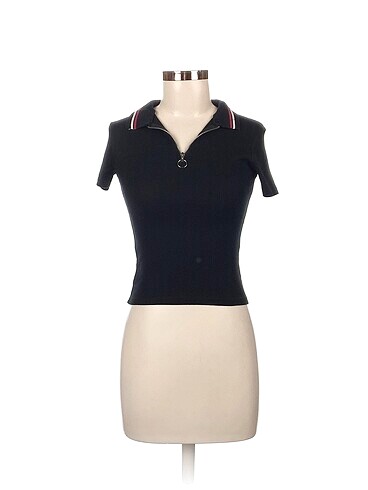 Bershka Bluz %70 İndirimli.