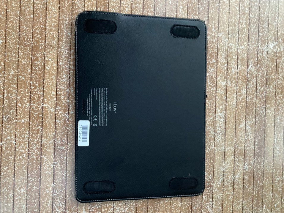 Samsung Siyah iLuv Taşınabilir kablosuz ışıklı Klavye - Görsel 3