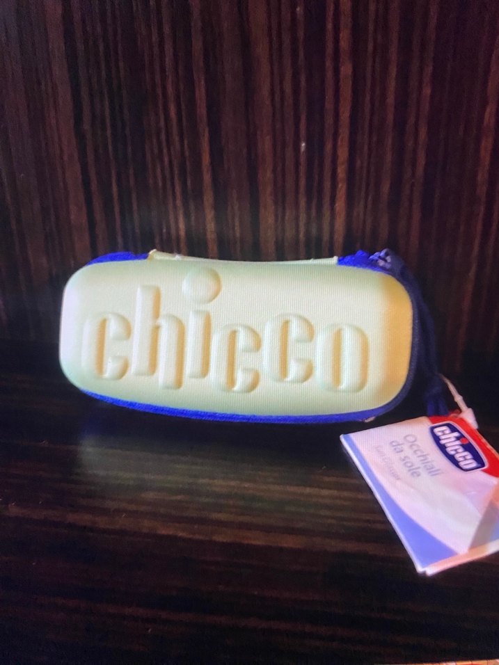 Chicco çocuk Güneş Gözlüğü Fermuarlı Kılıfıyla - Görsel 2