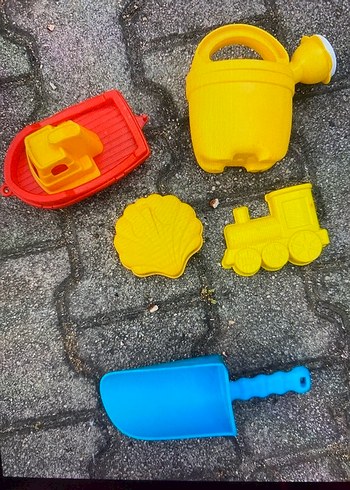 Mothercare kova kürek Renkli Plaj ve Bahçe Oyuncak Seti