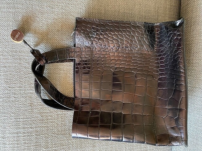 Beden siyah Renk Furla yılan derisi çanta