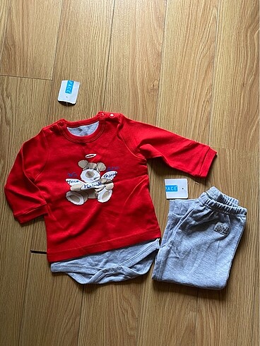 Mothercare body tshirt eşofman 18-24 ay