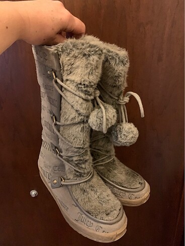 Juicy Couture tavşan tüylü çizme
