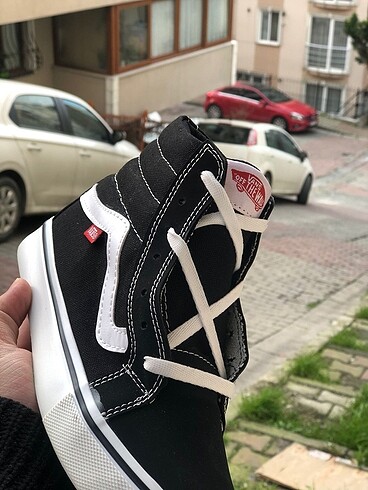 Bilekli vans