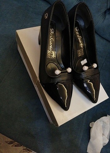 Siyah kalın topuklu stiletto