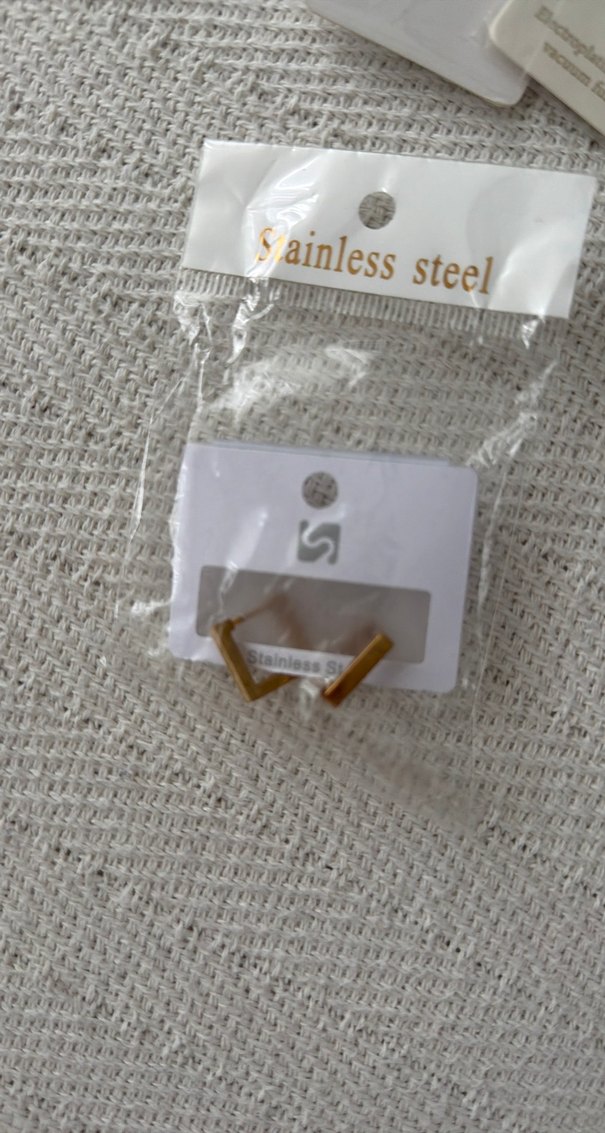 Minimalist Çelik  Mini Küpe - Görsel 2