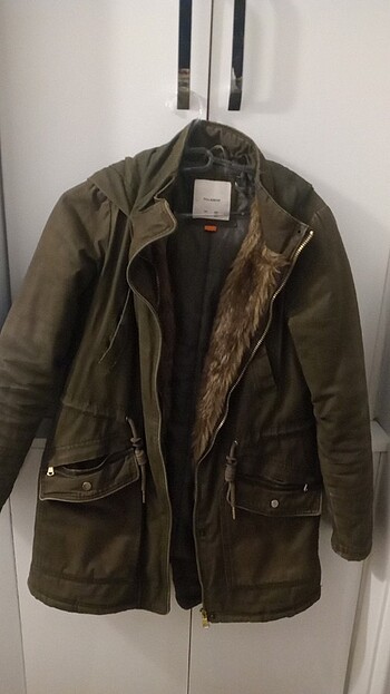 Şapkalı Pull& Bear mont