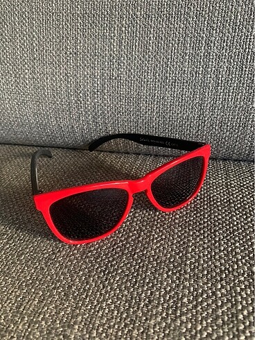 Ray Ban çocuk güneş gözlüğü