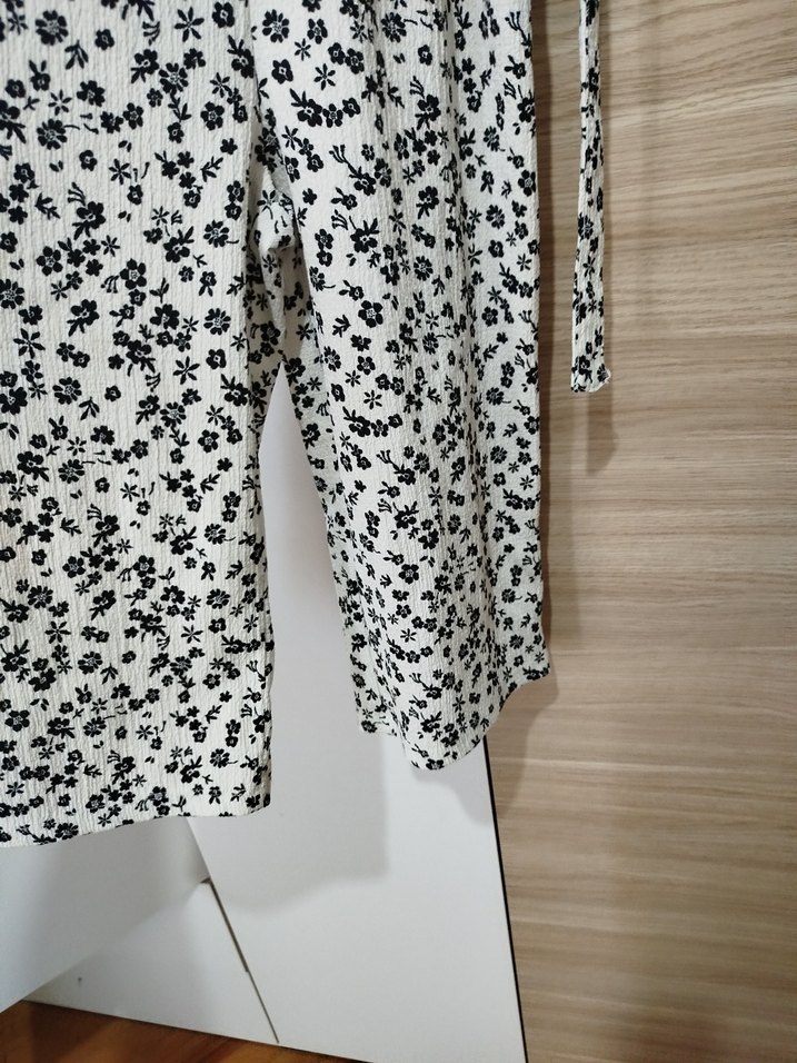 Beyaz Çiçek Desenli Kemerli kız çocuk Tulum - Görsel 5