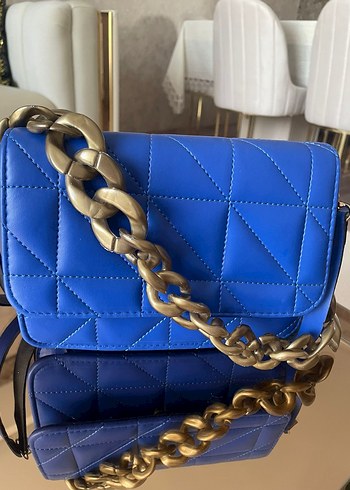 Mavi Deri Zincir Detaylı Kadın Çanta - Görsel 2