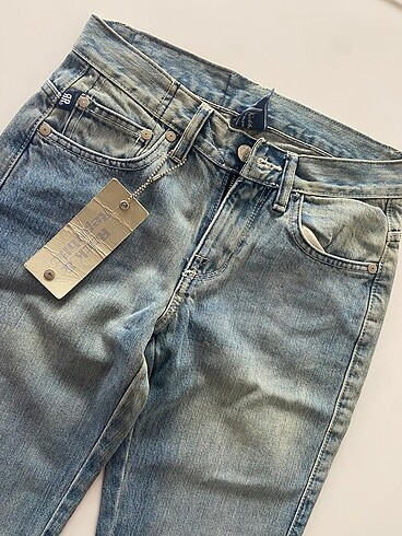 Victoria Beckham jean