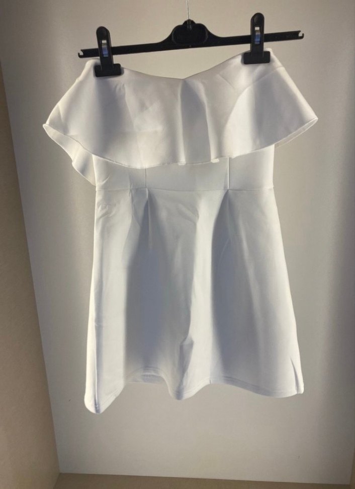 Beyaz Fırfırlı Straplez Mini Elbise - Görsel 2