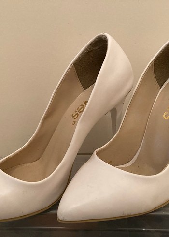 Beyaz Stiletto Topuklu Kadın Ayakkabı - Görsel 2