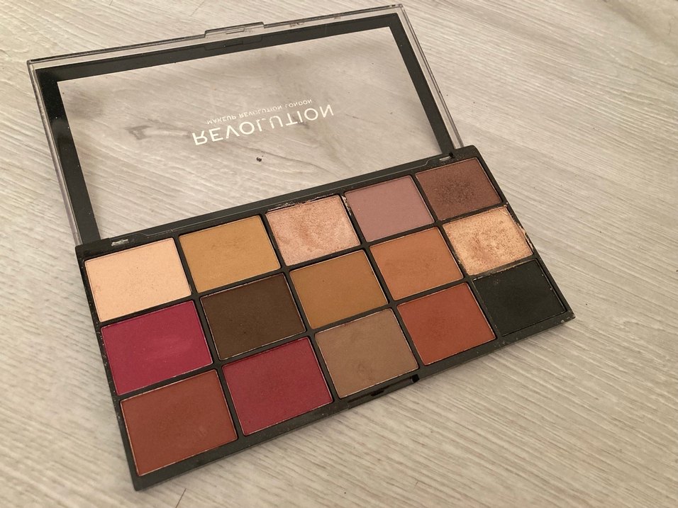 Makeup Revolution Göz Farı Paleti - Görsel 2