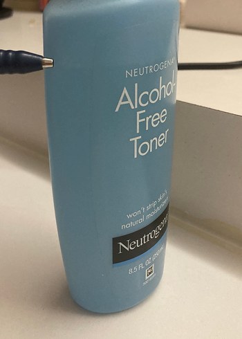Neutrogena Alkolsüz Toner 250 ml - Görsel 2