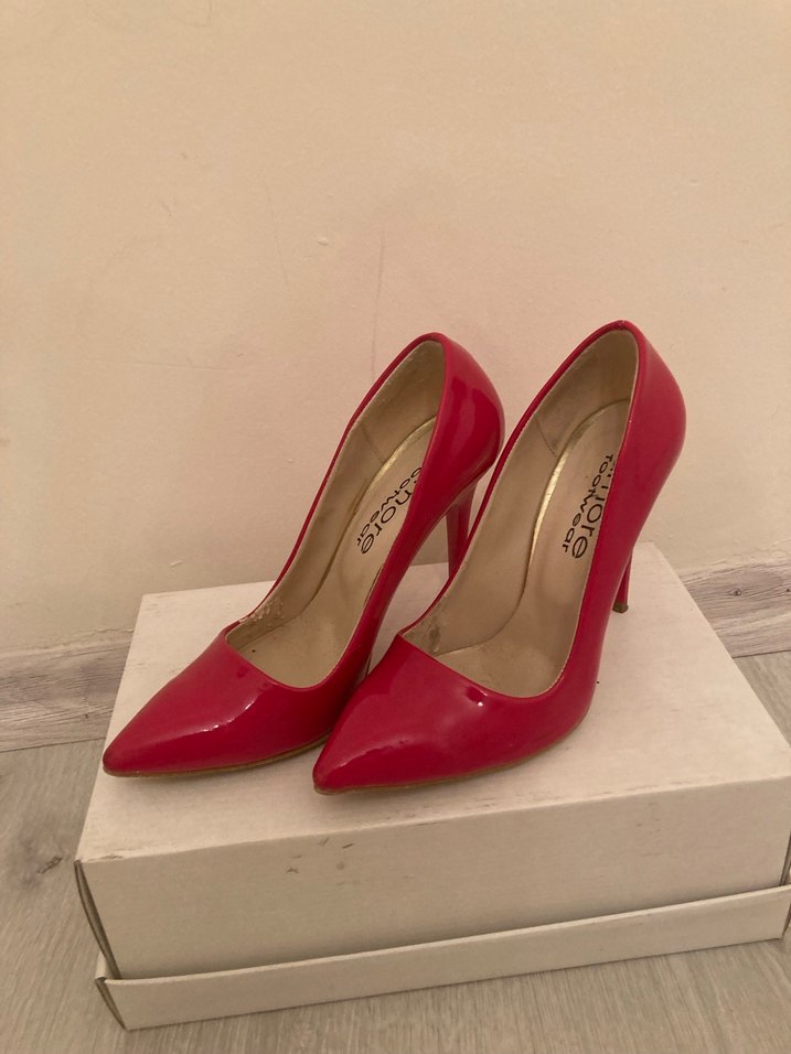 Kadın Kırmızı Rugan Stiletto Topuklu Ayakkabı - Görsel 2