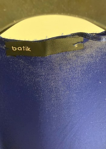 Mavi V Yaka Uzun Salaş bluz - Görsel 3